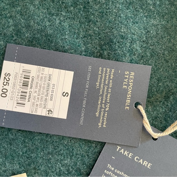 Green Target Sweater - Picture 4 of 9